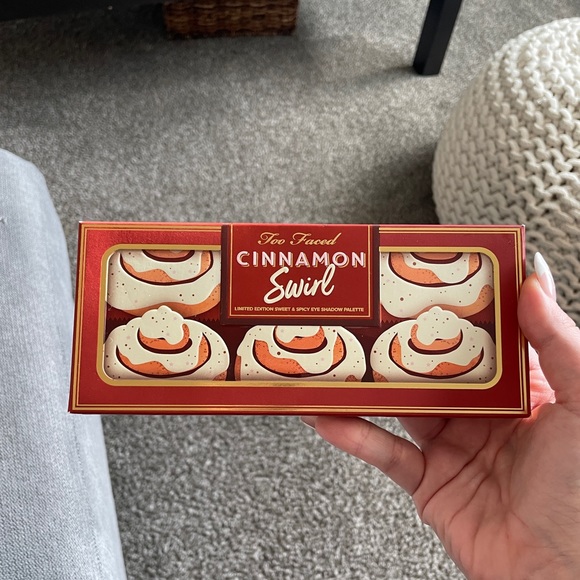 Too Faced Other - Too Faced Cinnamon Swirl Eyeshadow Palette